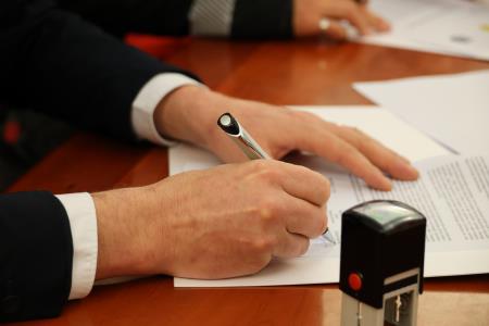 ODLOČEN PROTEST ZOPER NAPOVEDANO UKINITEV SLUŽBE NUJNE MEDICINSKE POMOČI NA OBMOČJU OBČINE KAMNIK IN OBČINE KOMENDA (4)